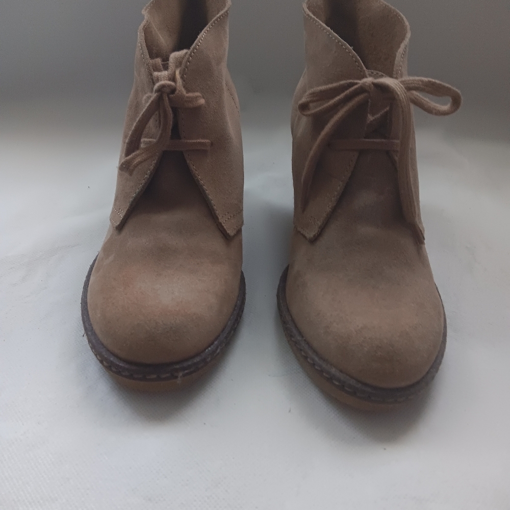 J Crew Italy Womens 6 Tan Suede Wedge Ankle Bootie Boot Shoe Crepe Sole - Picture 3 of 16